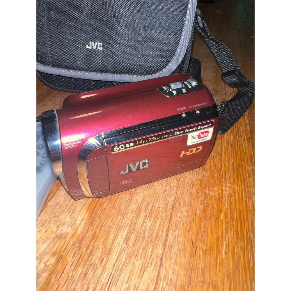 JVC Everio GZ-MG630RU 60GB HDD Camcorder 40x‎ Zoom Red Bundle with Case Remote